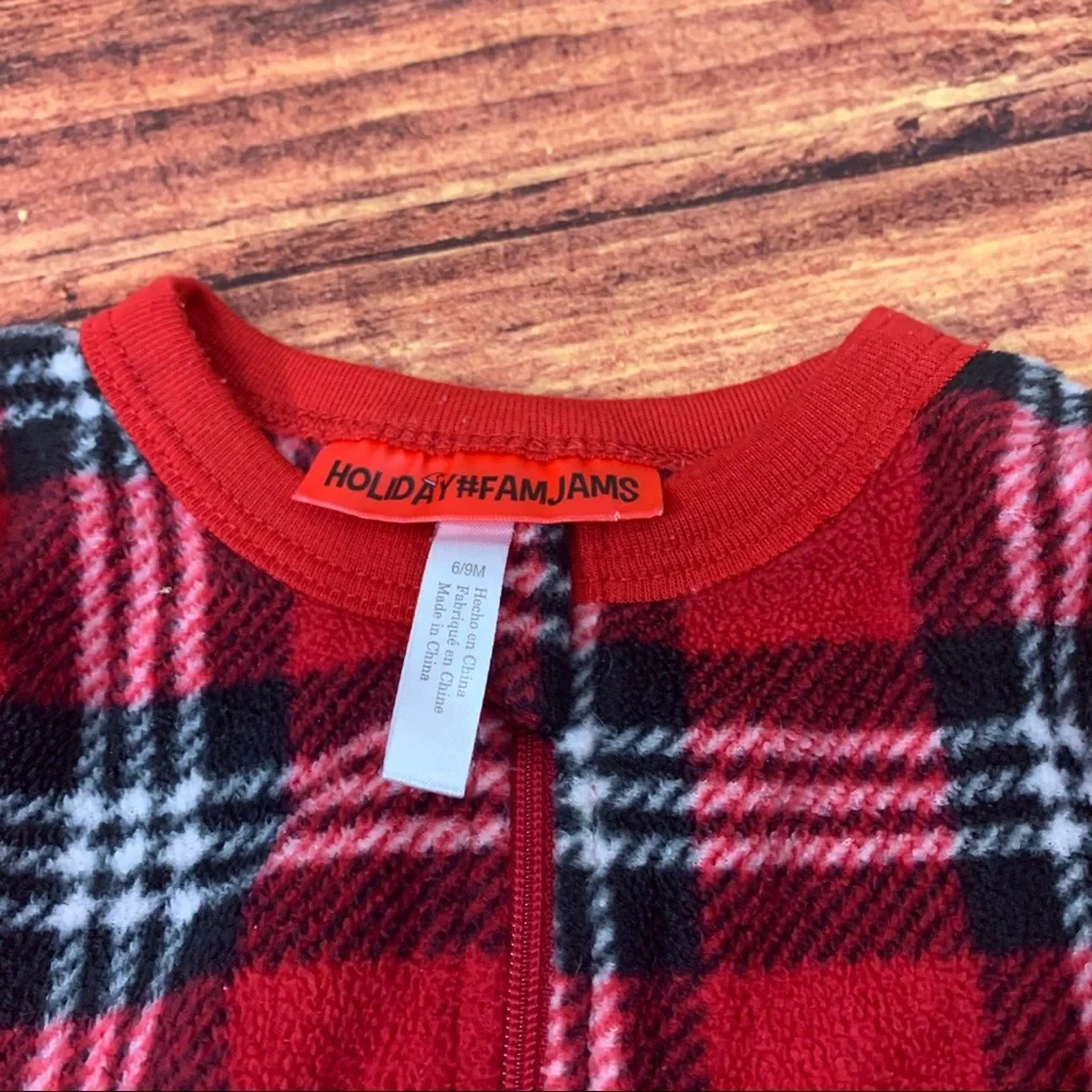 Holiday Fam Jams Red Plaid Footed Pjs 6-9 months